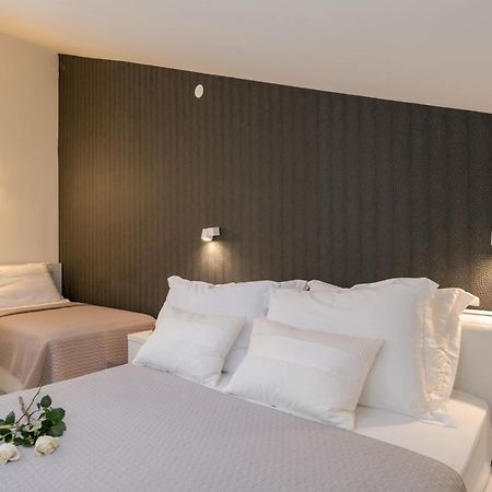Apartments And Rooms With Parking Space Rogoznica - 10339 ห้อง รูปภาพ