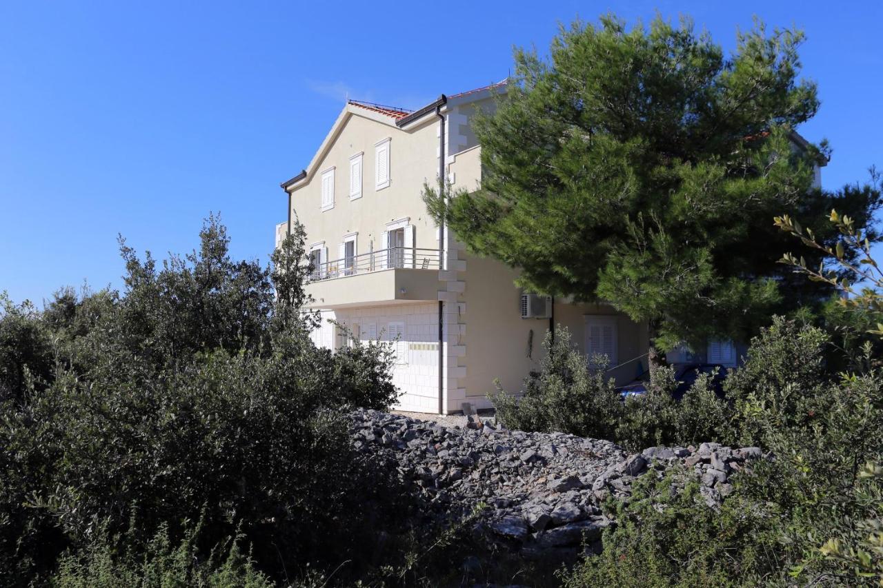 Apartments And Rooms With Parking Space Rogoznica - 10339 ภายนอก รูปภาพ