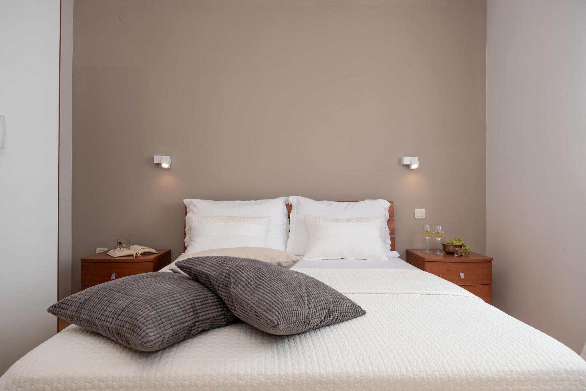 Apartments And Rooms With Parking Space Rogoznica - 10339 ห้อง รูปภาพ